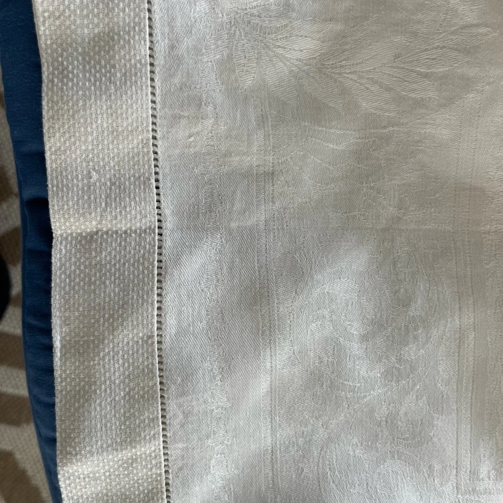 Vintage ivory cotton hand towel.